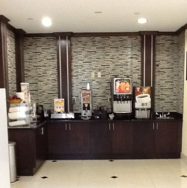 Muskogee Inn And Suites Ресторант снимка